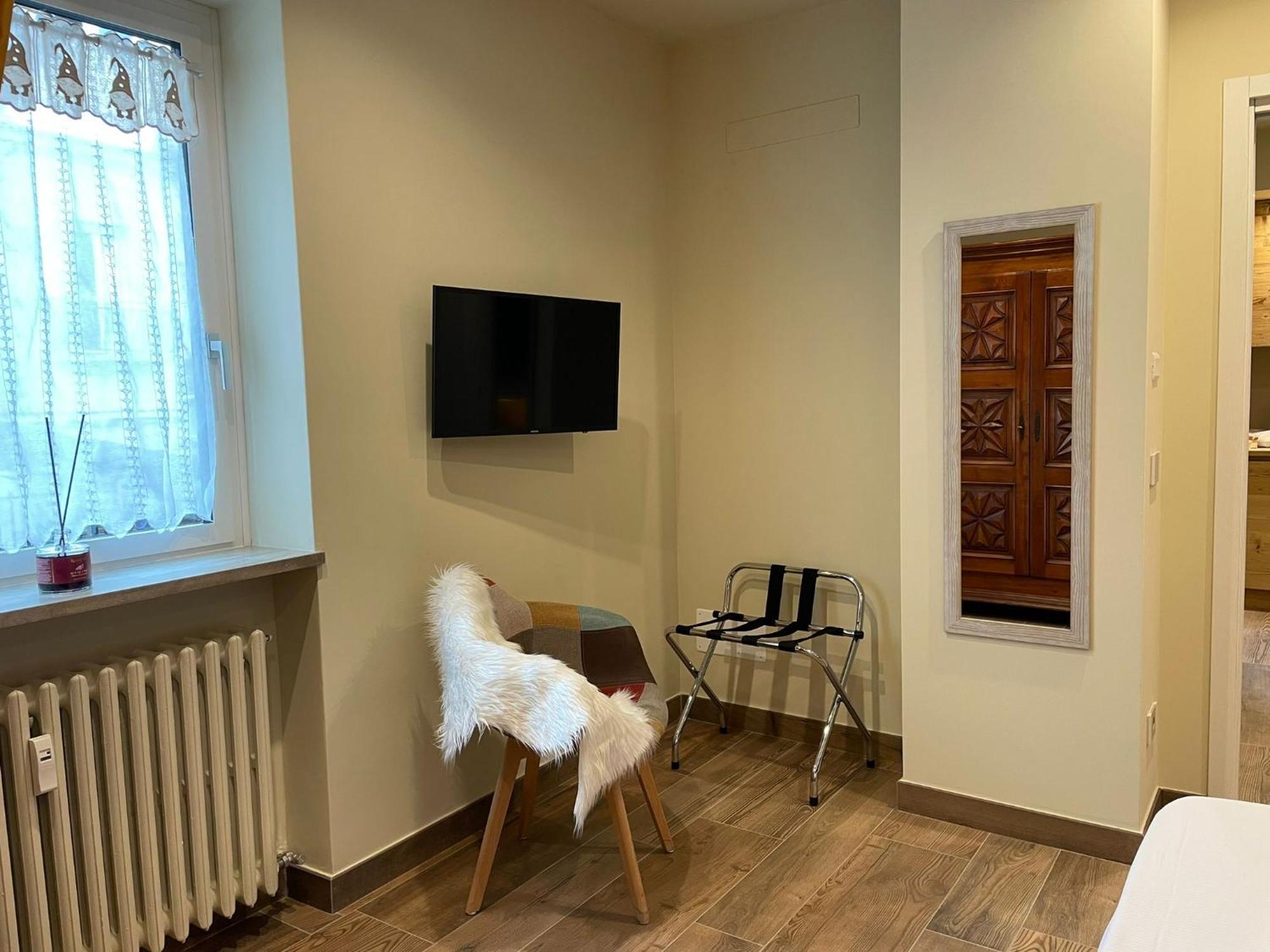 Trilogy Apartment Аоста Экстерьер фото